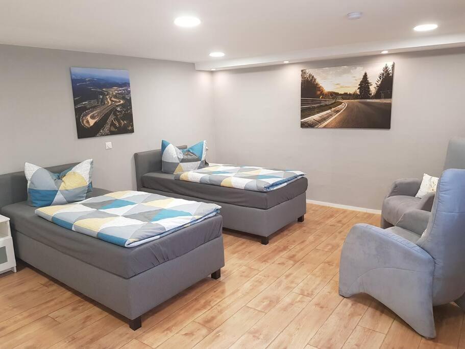 Ferienwohnung Bela, Naehe Nuerburgring Luxem Dış mekan fotoğraf