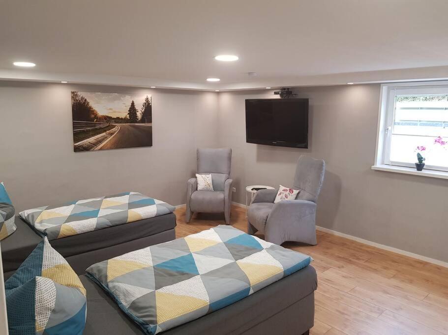 Ferienwohnung Bela, Naehe Nuerburgring Luxem Dış mekan fotoğraf