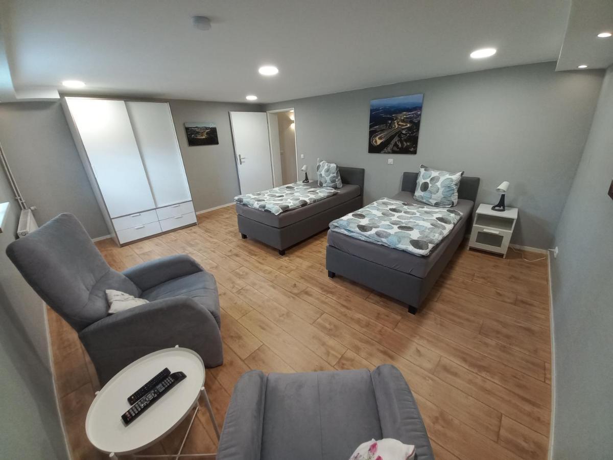 Ferienwohnung Bela, Naehe Nuerburgring Luxem Dış mekan fotoğraf